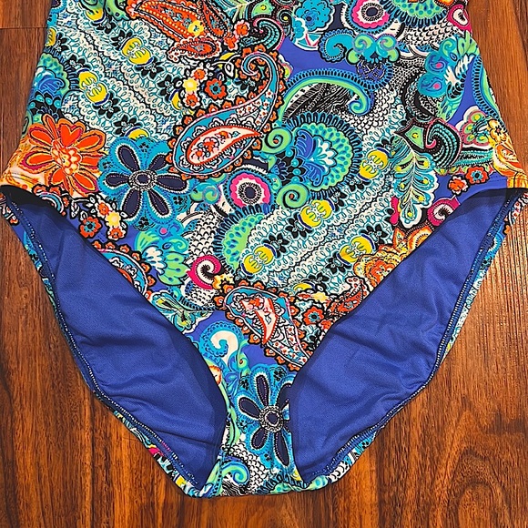 Rod Bleu Beattie Paisley Off the Shoulder - Picture 8 of 16